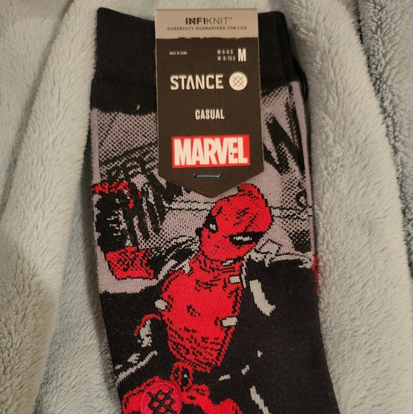 NWT Stance Marvel Deadpool Casual Crew Height Socks w/INFIKNIT Unisex Medium - Picture 5 of 9